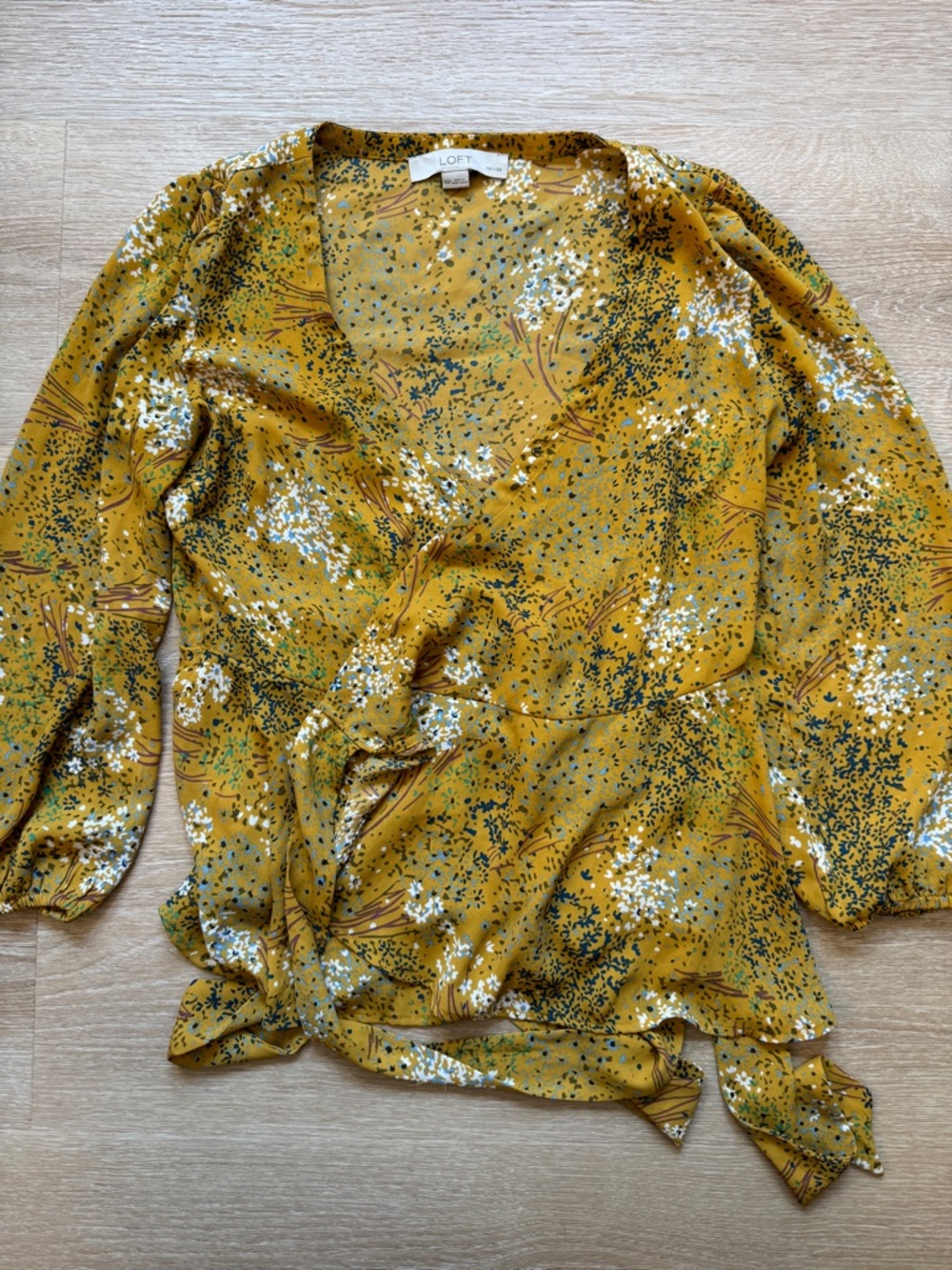 LOFT Yellow Golden Floral Wrap Top Women’s Size Extra Small Petite, Adjustable